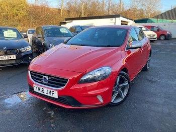 Used Volvo V40 2016 for sale - 76912697: Photo