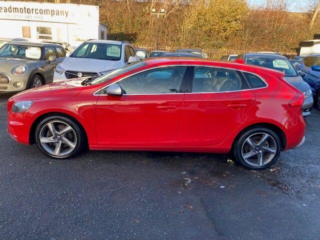 Used Volvo V40 2016 for sale - 76912697: Photo 2