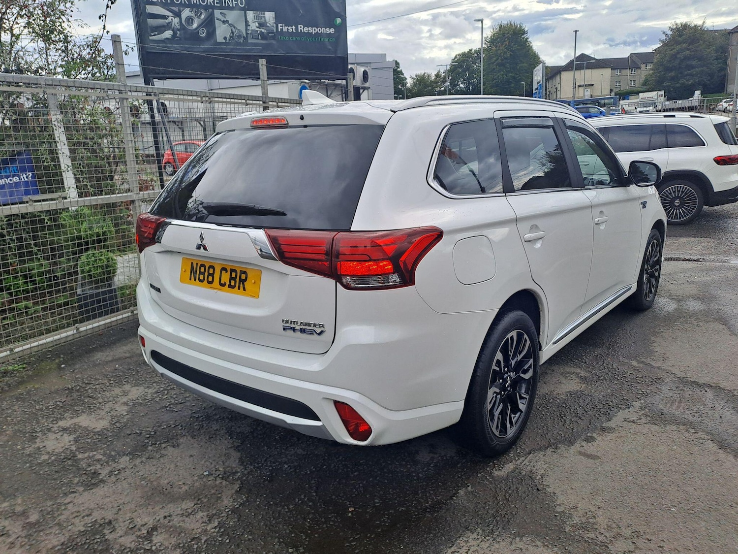Used Mitsubishi Outlander 2017 for sale - 76043118: Photo 3