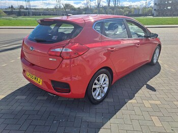 Used Kia Ceed 2015 for sale - 77939511: Photo