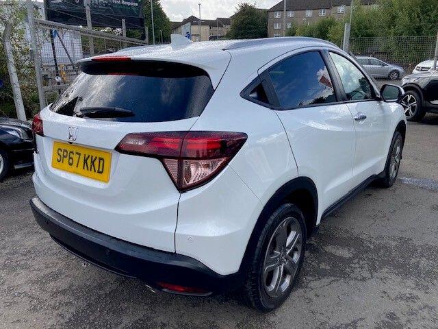 Used Honda HR-V 2017 for sale - 76227333: Photo 2