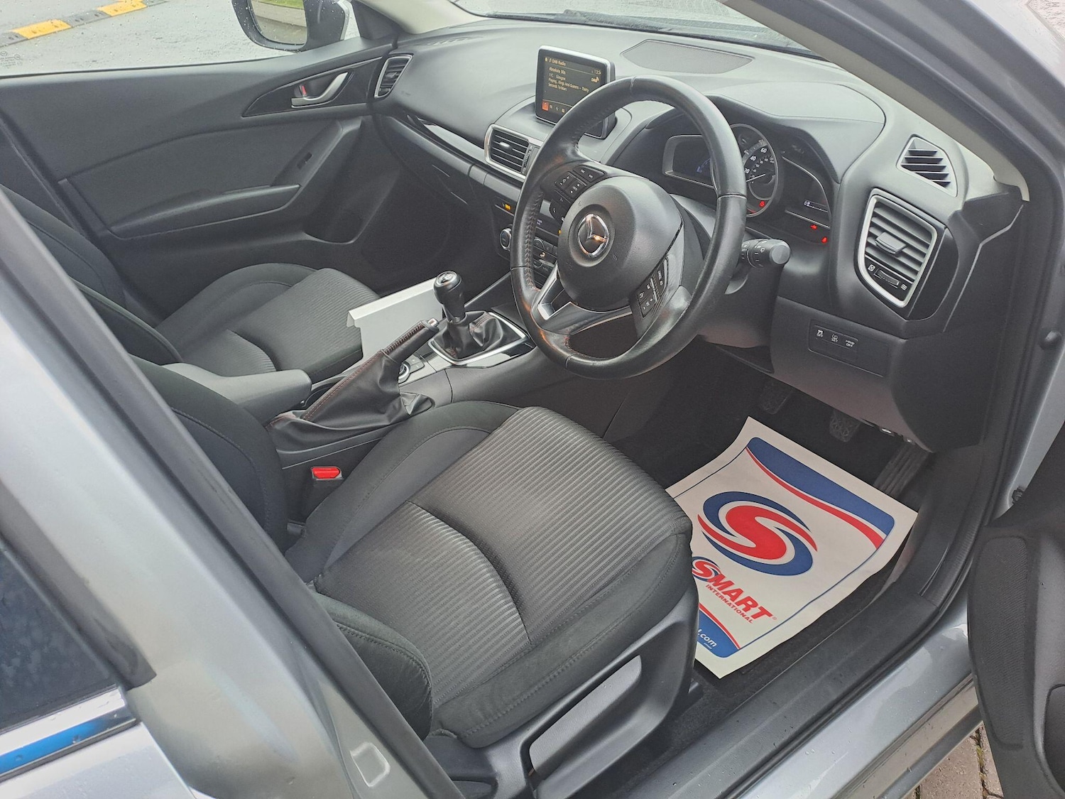 Used Mazda Mazda3 2016 for sale - 76823738: Photo 2