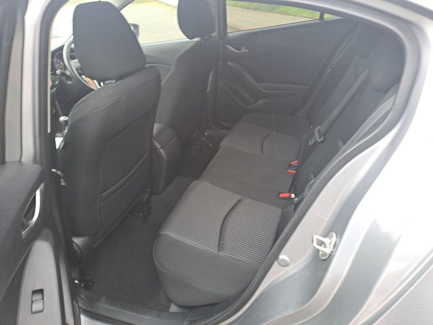 Used Mazda Mazda3 2016 for sale - 76823738: Photo 9