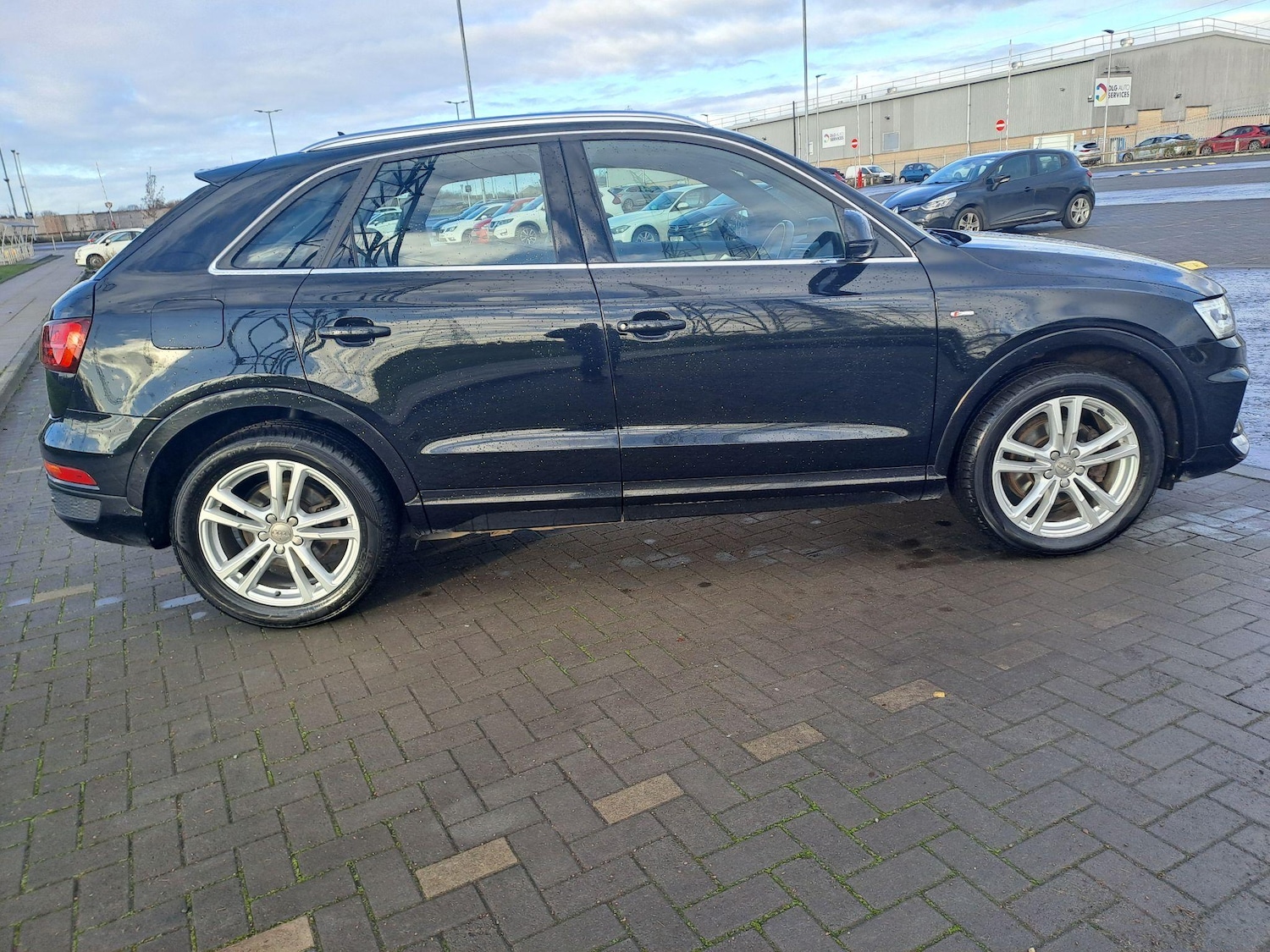Used Audi Q3 for sale - 78034859: Photo 4