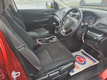 Used Honda CR-V 2016 for sale - 76953260: Photo