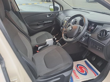 Used Renault Captur 2016 for sale - 77074140: Photo