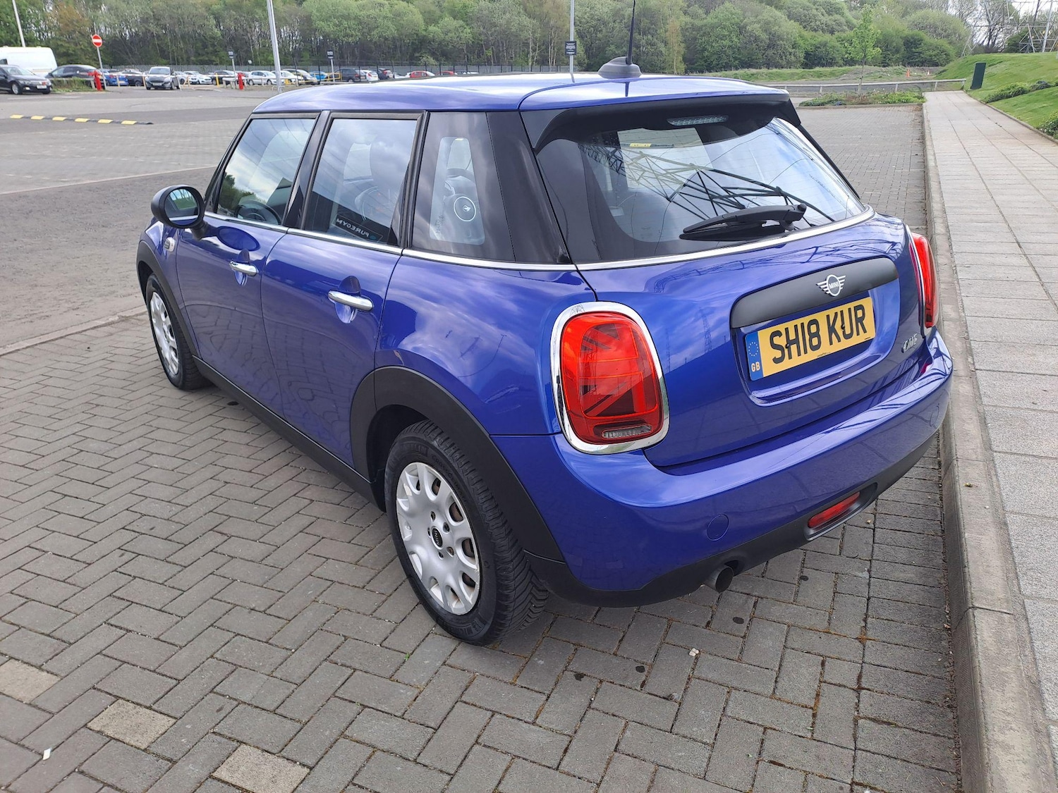 Vehicle 21