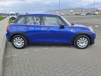Used MINI Hatch 2018 for sale - 75928227: Photo