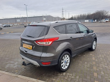 Used Ford Kuga 2015 for sale - 76657566: Photo