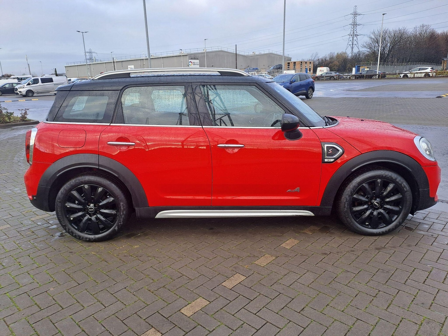 Used MINI Countryman 2017 for sale - 76832325: Photo 4