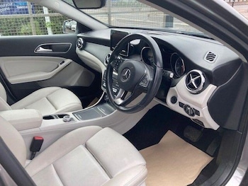 Used Mercedes-Benz GLA 2018 for sale - 79553512: Photo