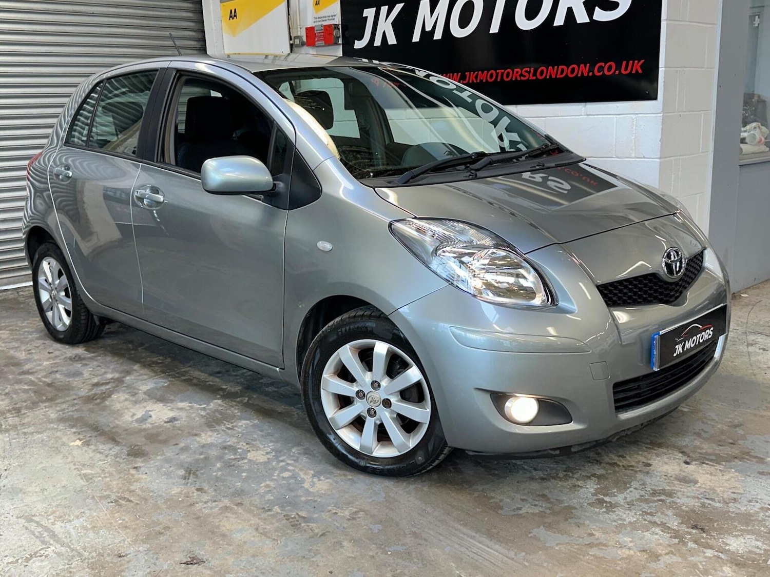 Used Toyota Yaris 2011 for sale - 77635349: Photo 13