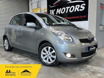 Used Toyota Yaris 2011 for sale - 77635349: Photo