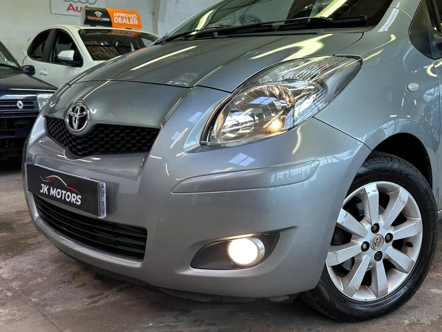 Used Toyota Yaris 2011 for sale - 77635349: Photo 20