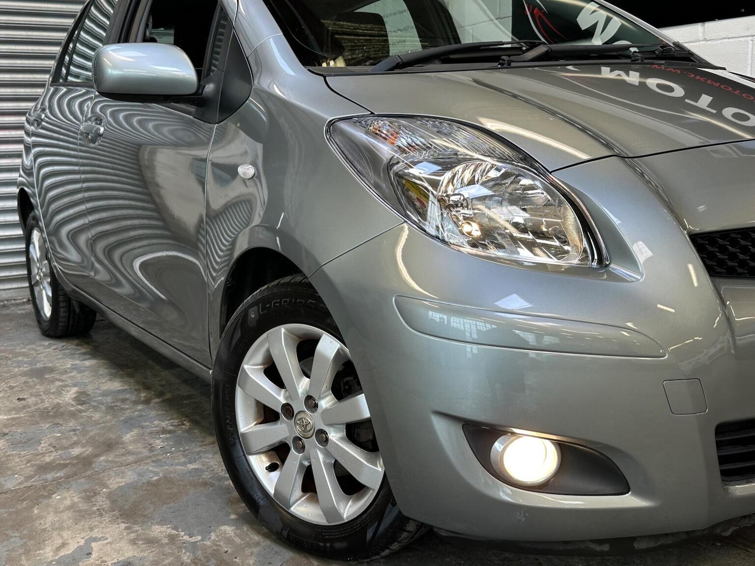 Used Toyota Yaris 2011 for sale - 77635349: Photo 23