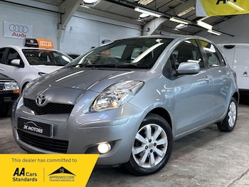 Used Toyota Yaris 2011 for sale - 77635349: Photo