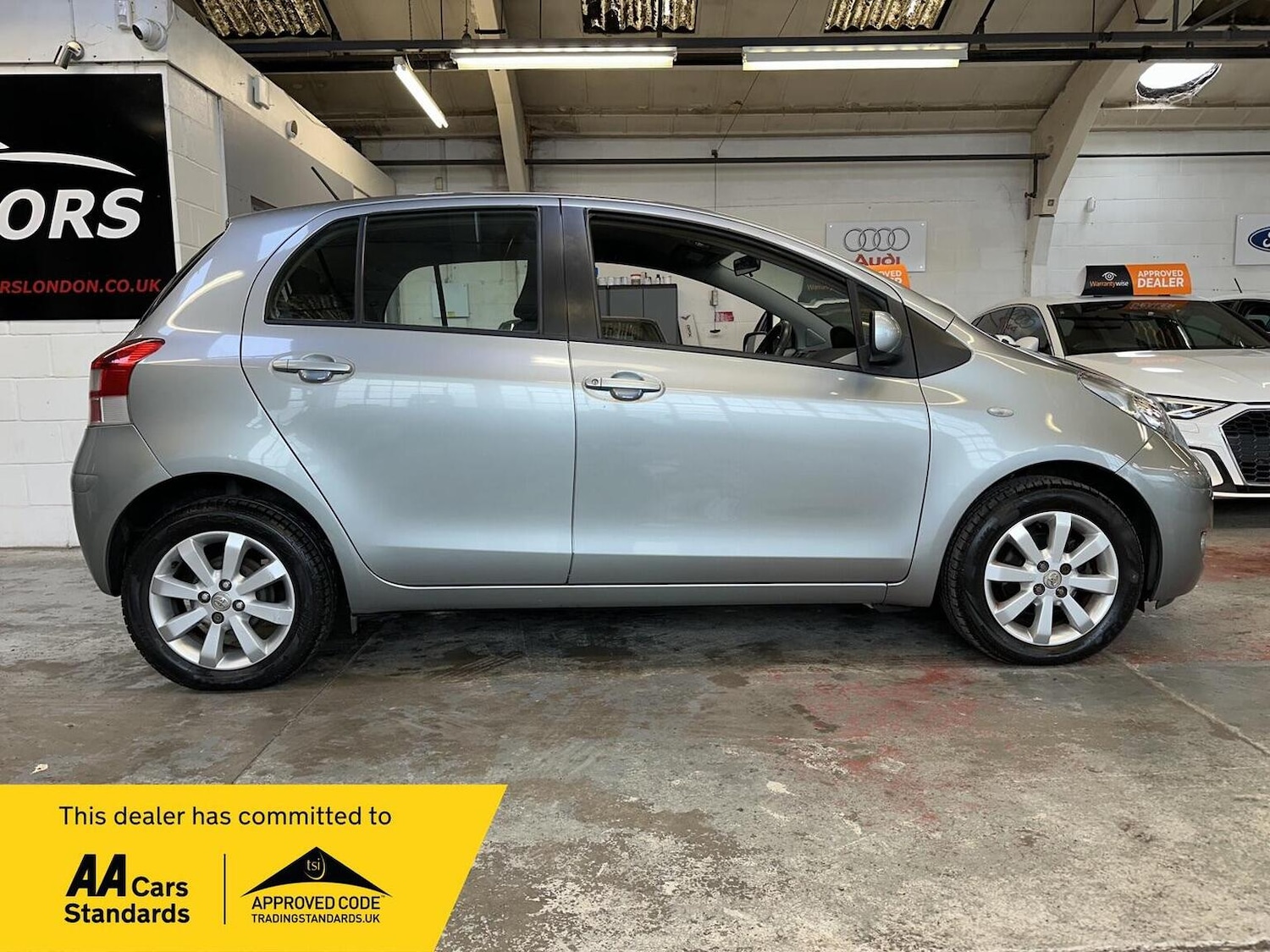 Used Toyota Yaris 2011 for sale - 77635349: Photo 6