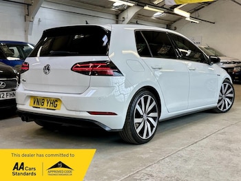 Used Volkswagen Golf 2018 for sale - 79568921: Photo