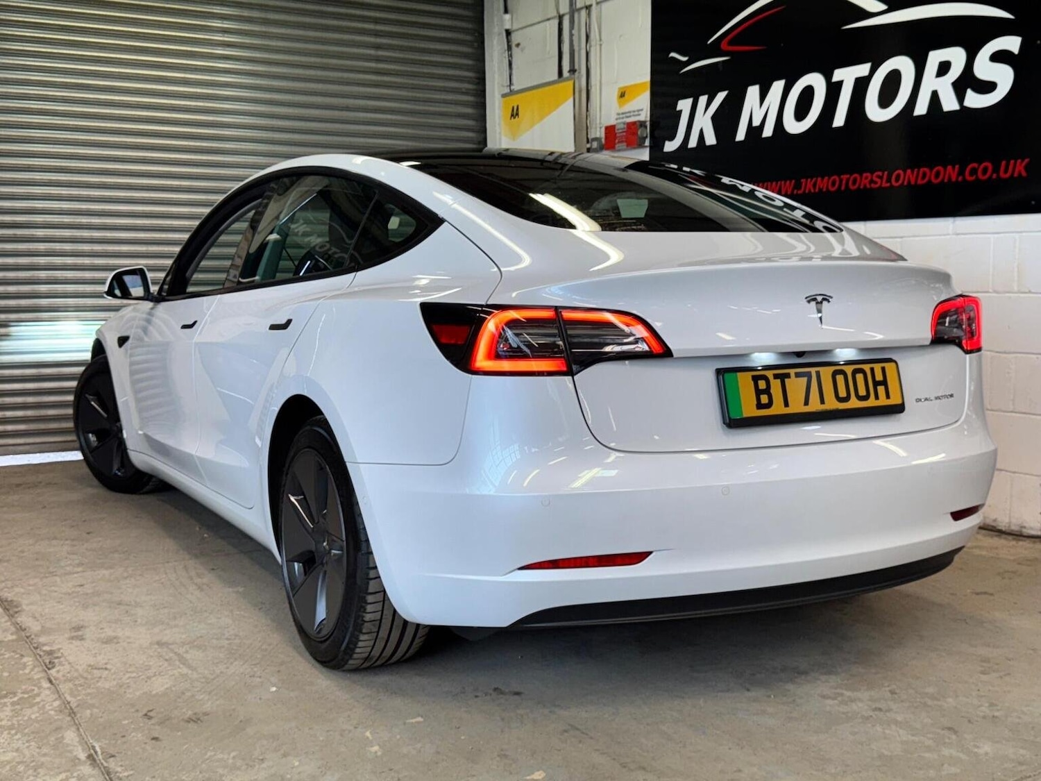 Used Tesla Model 3 2021 for sale - 76449743: Photo 3