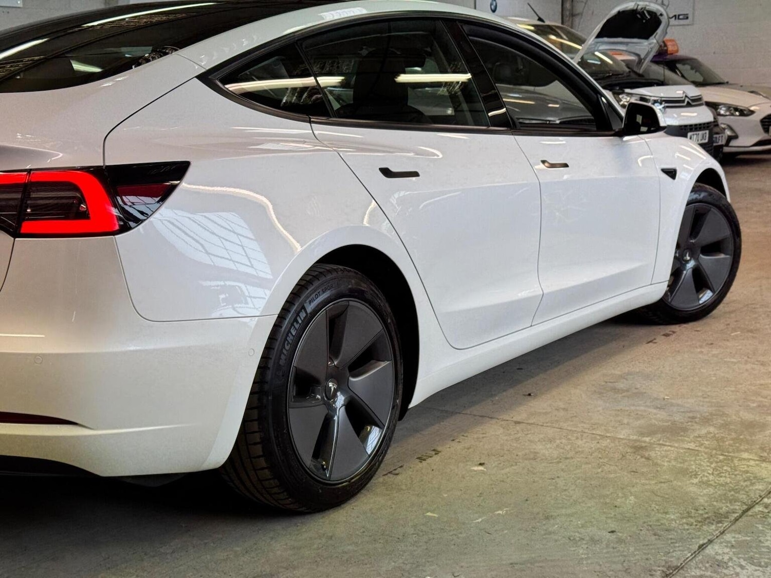 Used Tesla Model 3 2021 for sale - 76449743: Photo 42