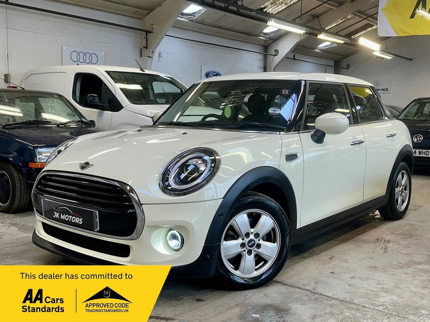 Used MINI Hatch 2020 for sale - 77483668: Photo 2