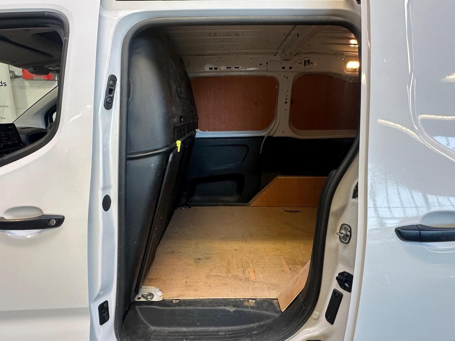 Used Citroen Berlingo 2023 for sale - 77897790: Photo 38