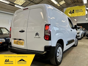 Used Citroen Berlingo 2023 for sale - 77897790: Photo