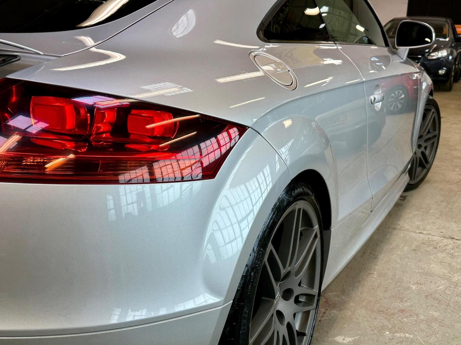 Used Audi TT 2011 for sale - 78131619: Photo 41