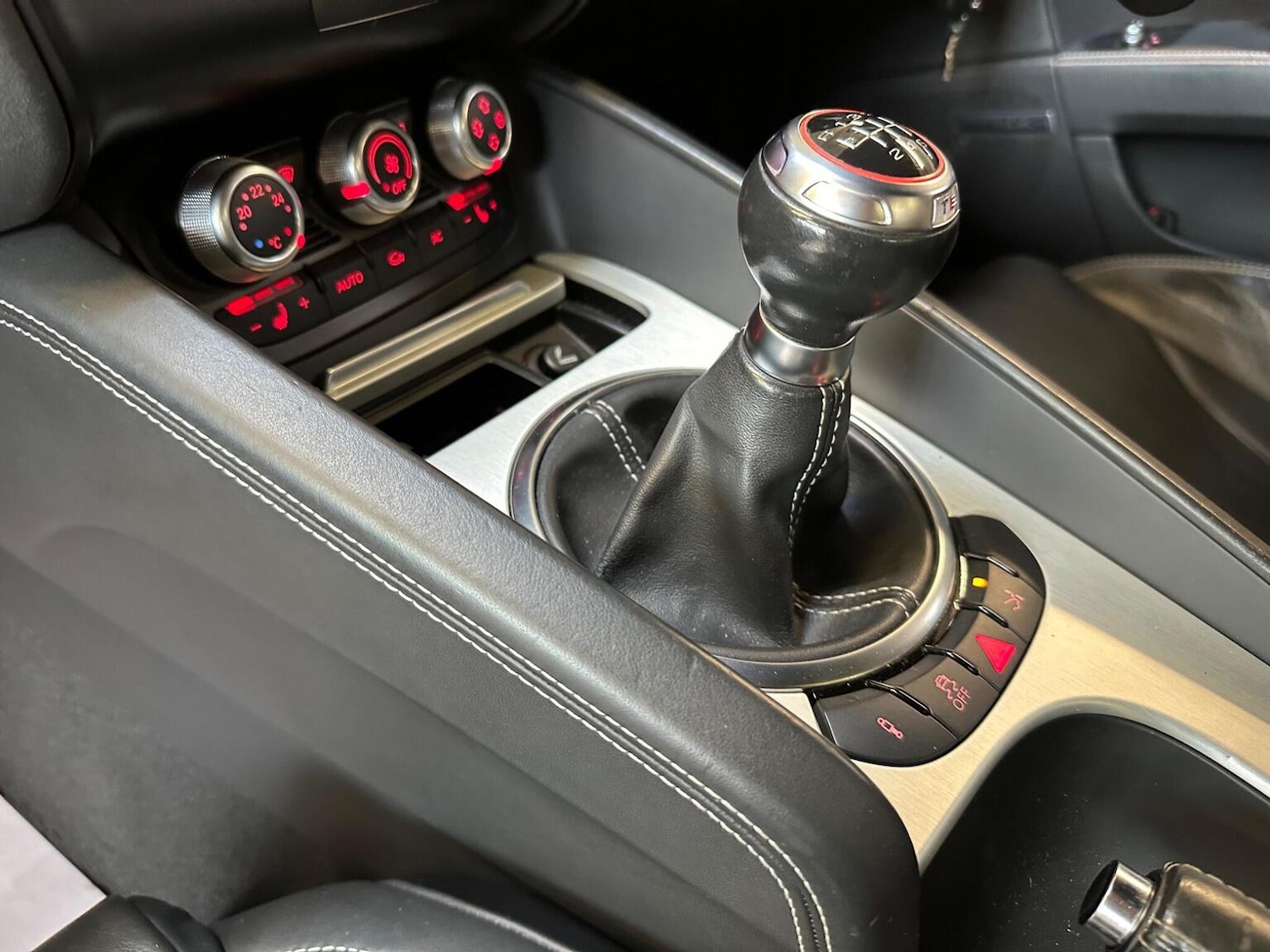 Used Audi TT 2011 for sale - 78131619: Photo 60