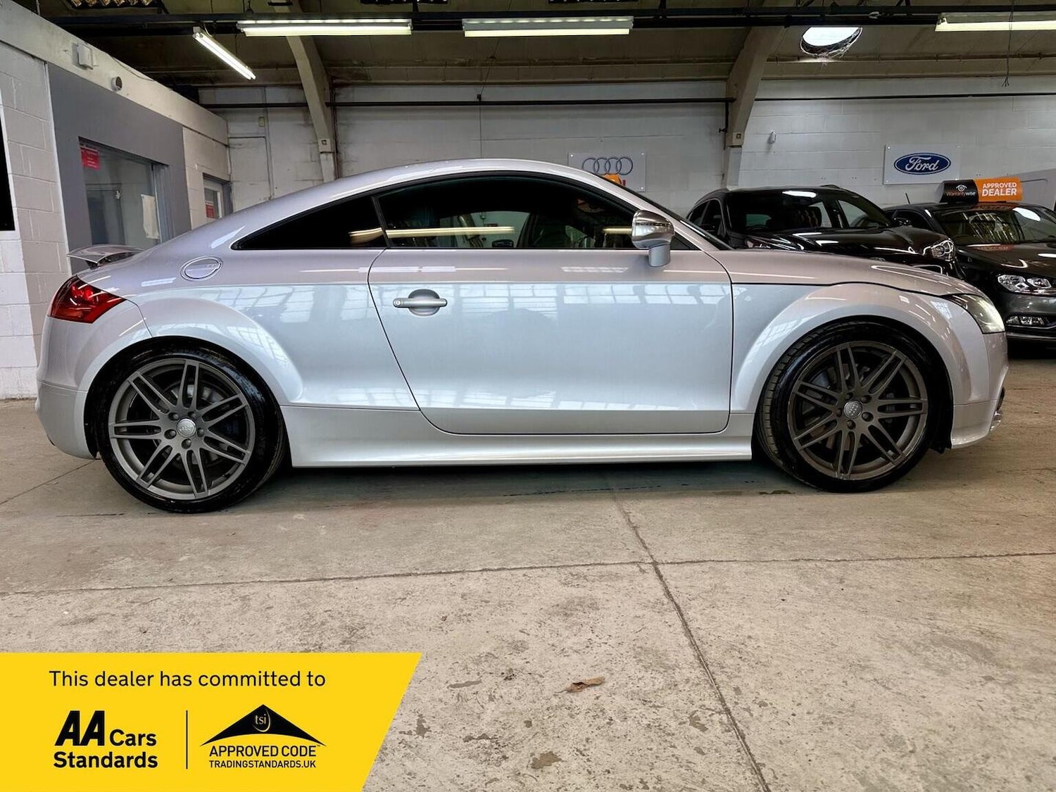 Used Audi TT 2011 for sale - 78131619: Photo 8