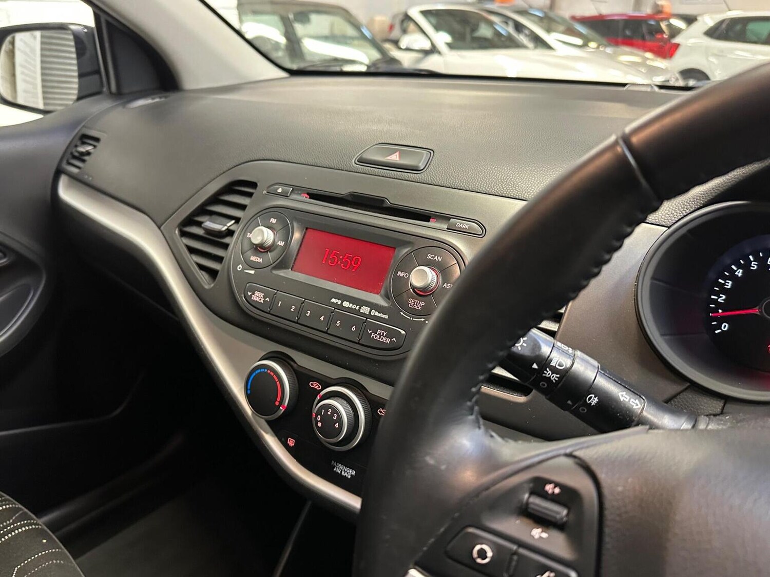 Used Kia Picanto 2014 for sale - 77802672: Photo 40