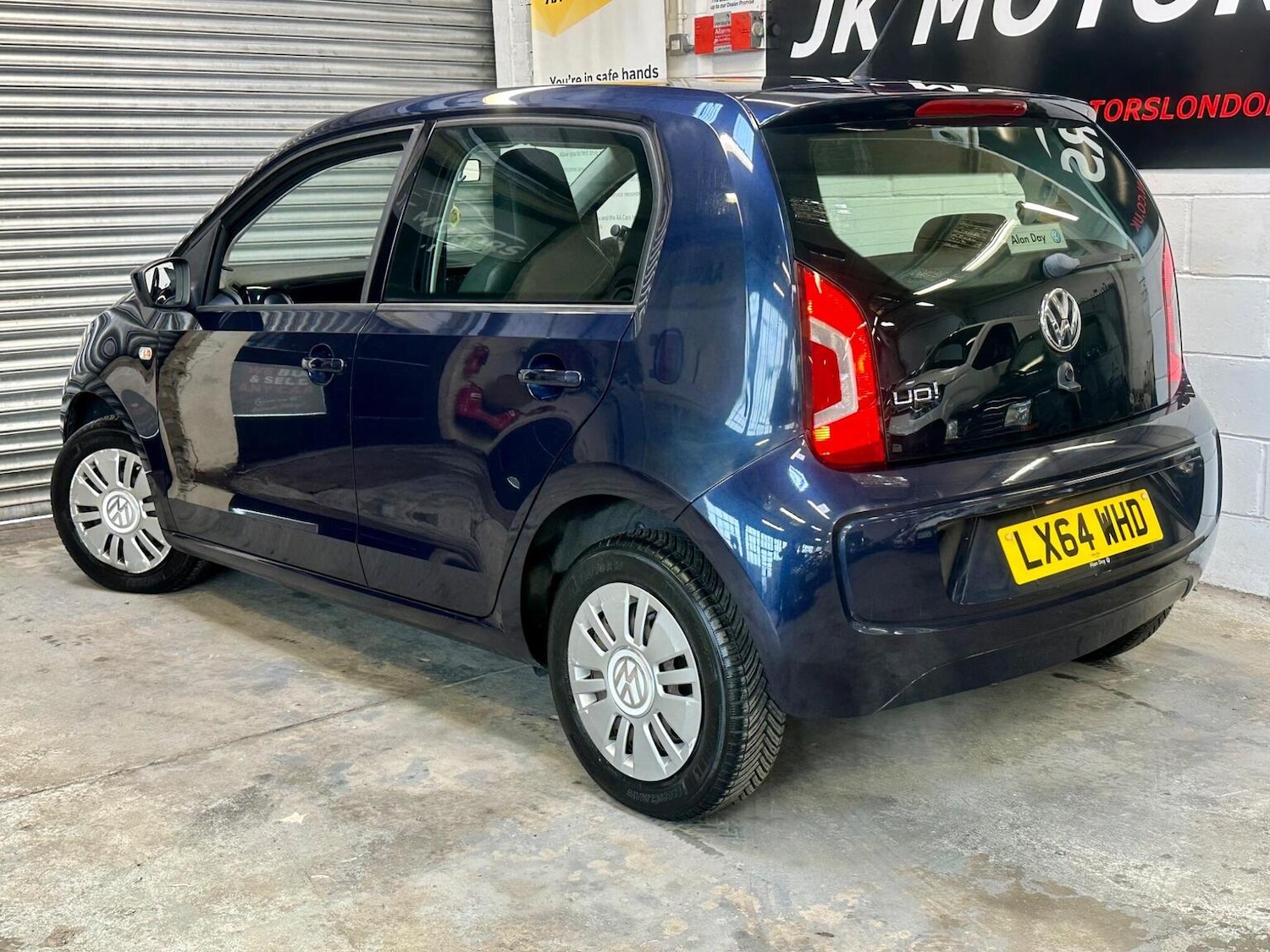 Used Volkswagen up! 2014 for sale - 77487210: Photo 15