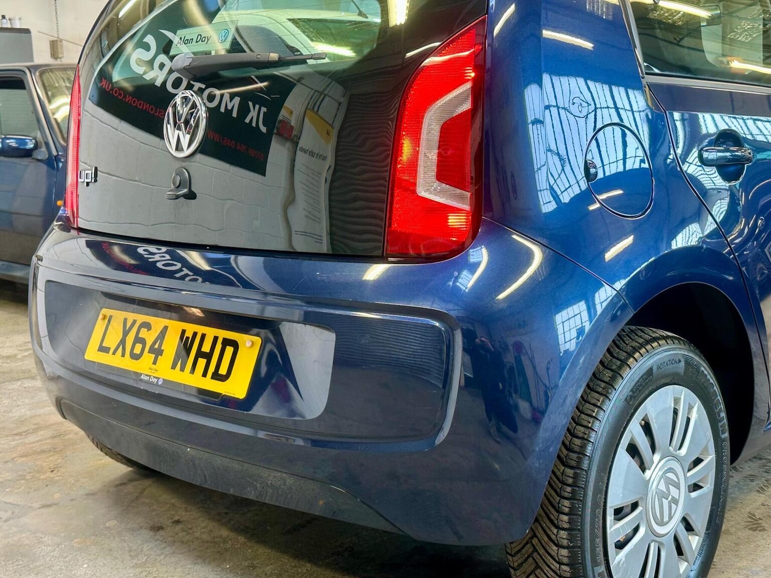 Used Volkswagen up! 2014 for sale - 77487210: Photo 29