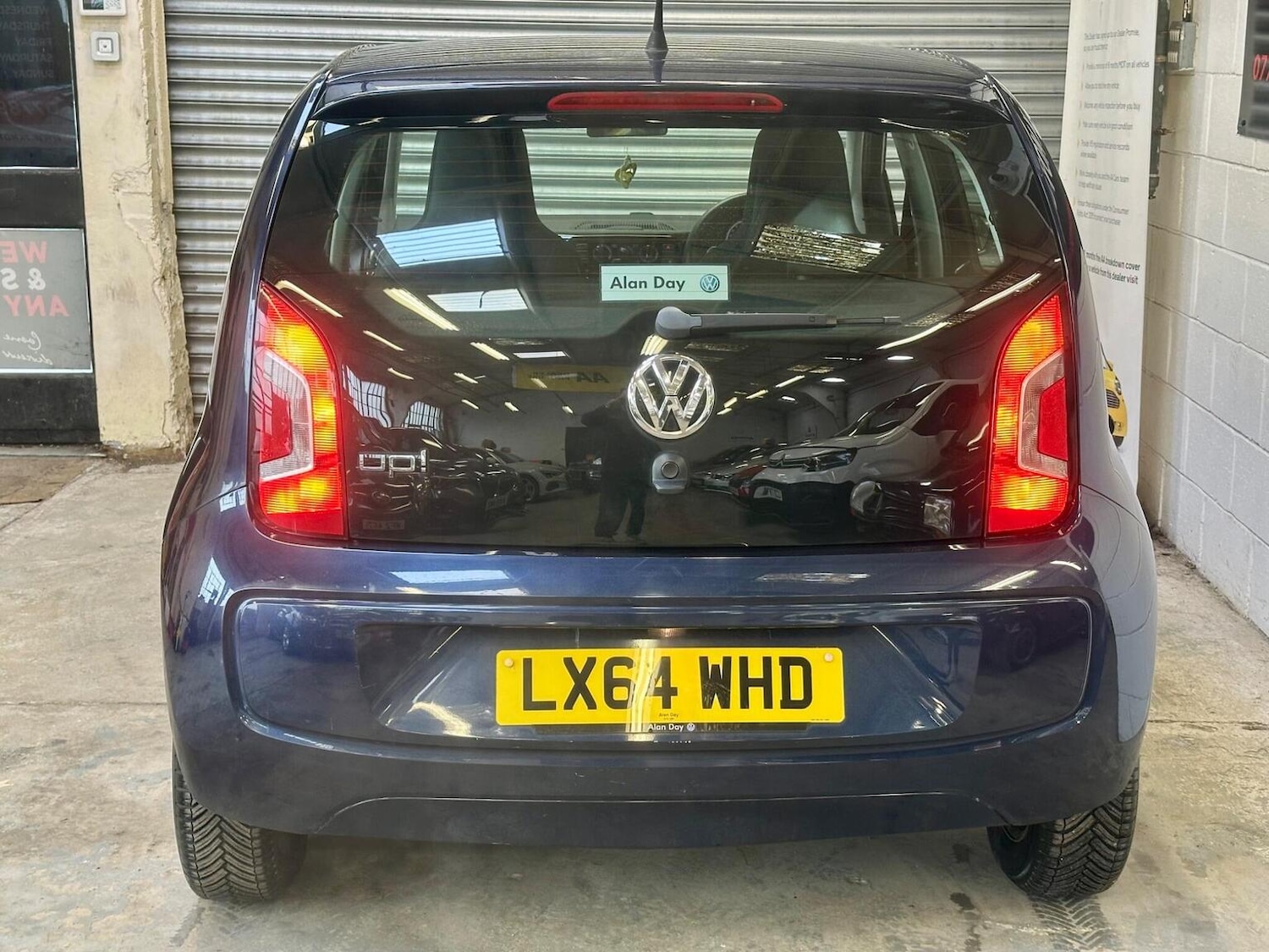 Used Volkswagen up! 2014 for sale - 77487210: Photo 30