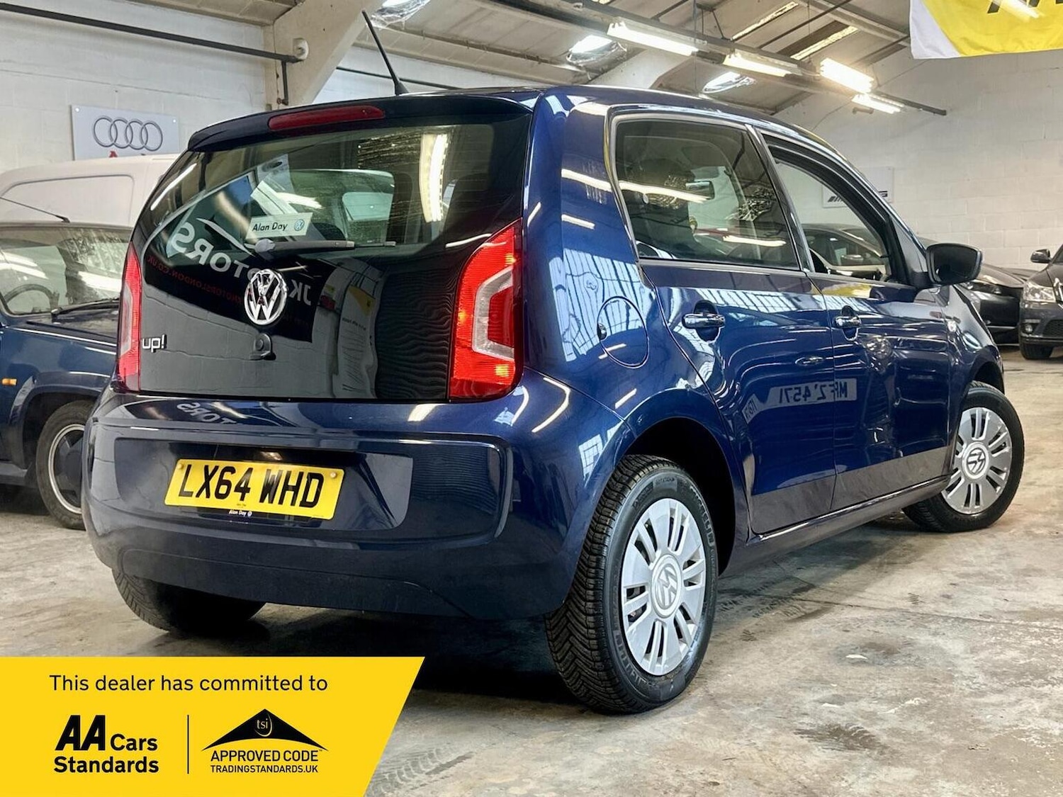 Used Volkswagen up! 2014 for sale - 77487210: Photo 4