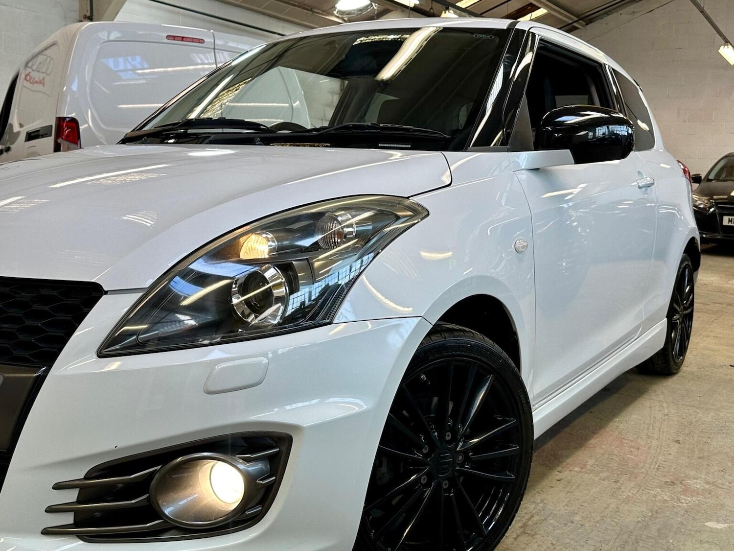 Used Suzuki Swift 2014 for sale - 77897793: Photo 30