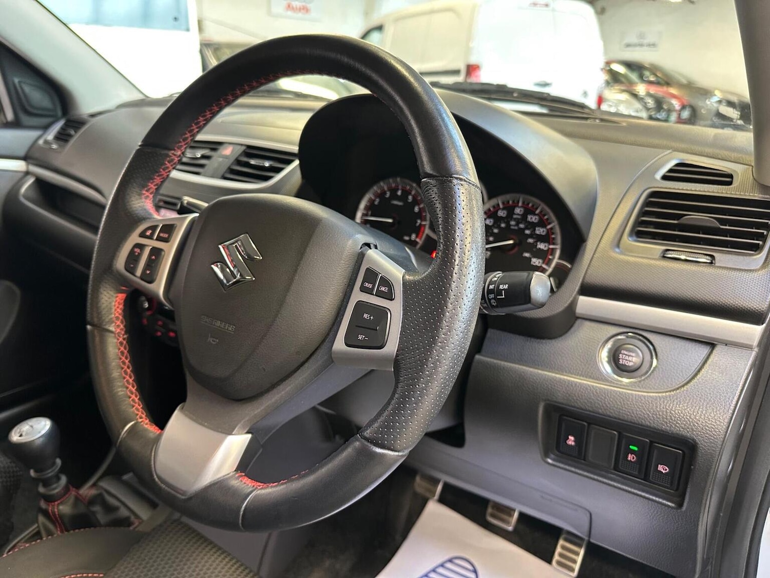 Used Suzuki Swift 2014 for sale - 77897793: Photo 42