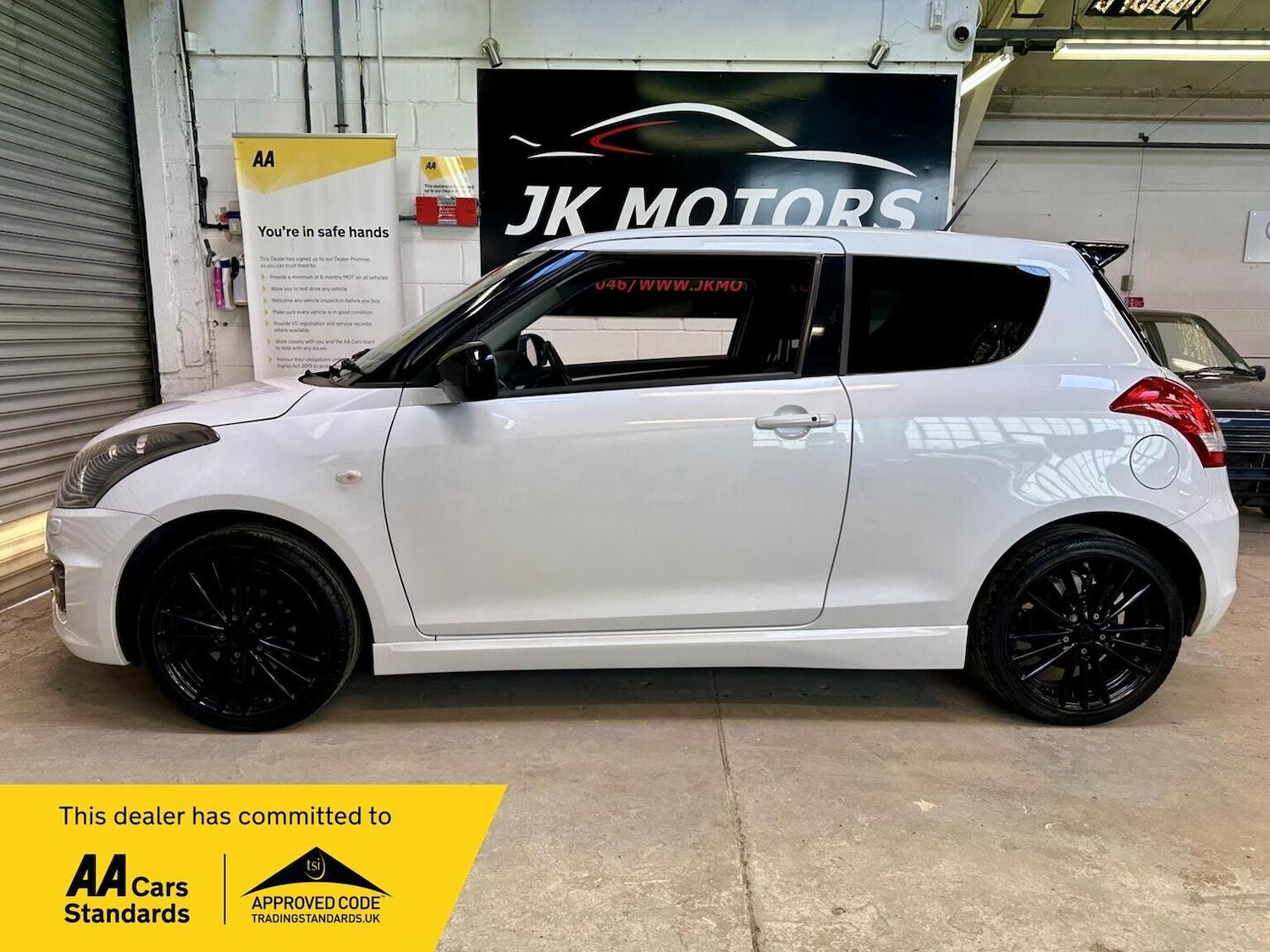 Used Suzuki Swift 2014 for sale - 77897793: Photo 8