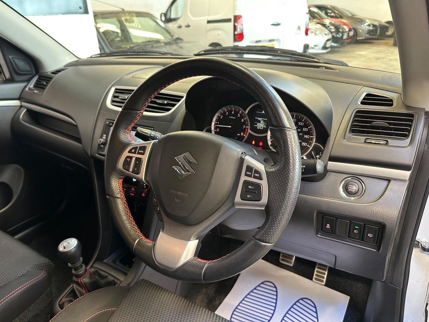 Used Suzuki Swift 2014 for sale - 77897793: Photo 9