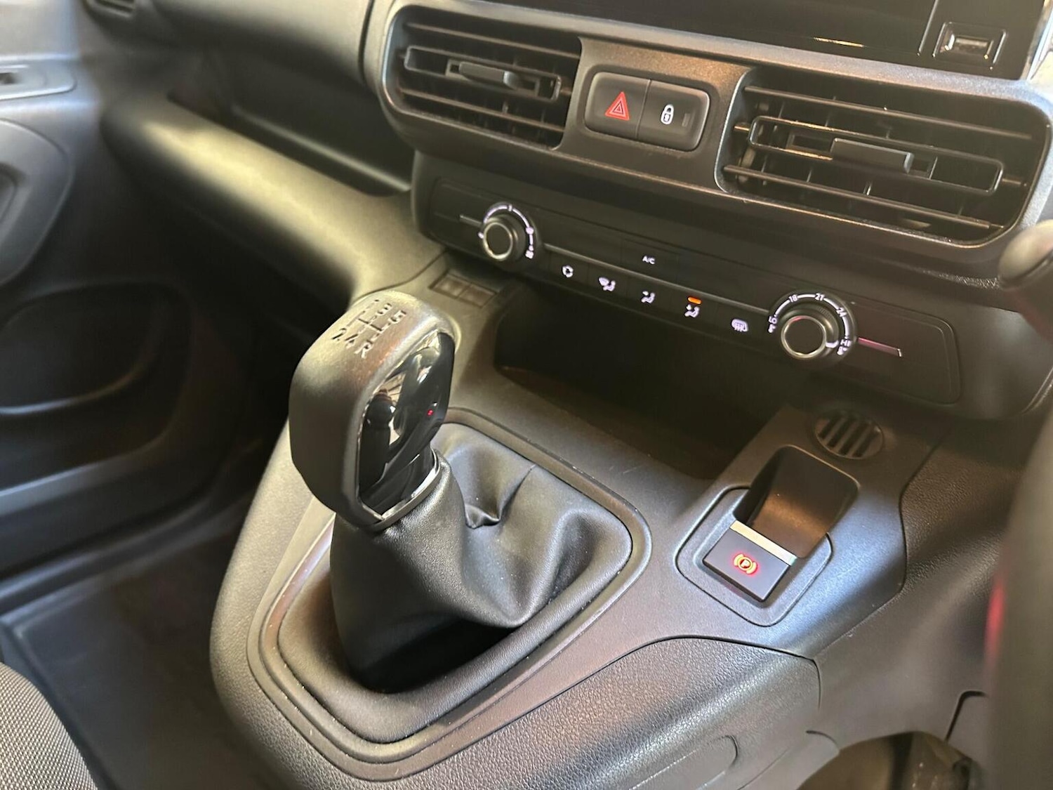 Used Citroen Berlingo 2020 for sale - 77167813: Photo 40