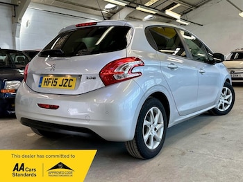 Used Peugeot 208 2015 for sale - 79205467: Photo