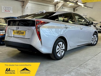 Used Toyota Prius 2018 for sale - 79294593: Photo