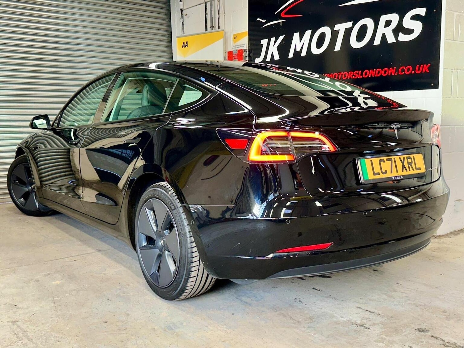 Used Tesla Model 3 2021 for sale - 76449726: Photo 3