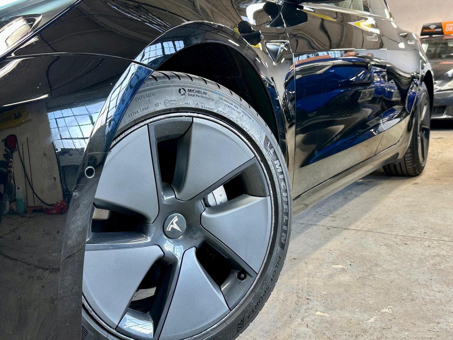 Used Tesla Model 3 2021 for sale - 76449726: Photo 32