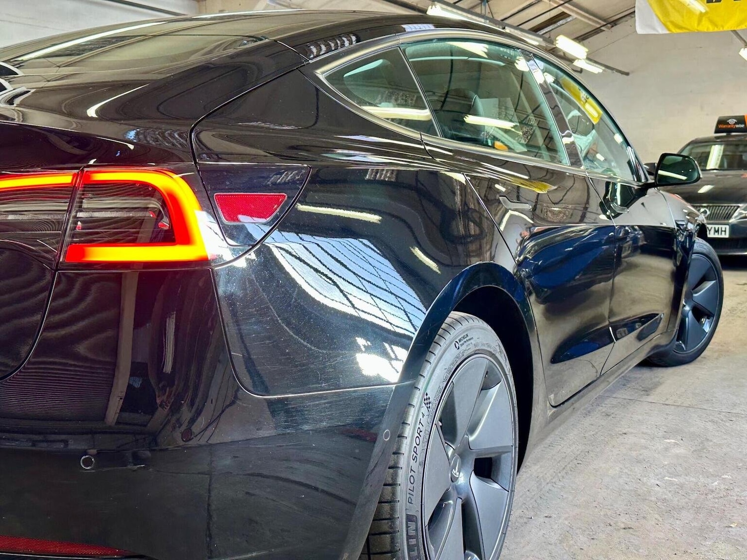Used Tesla Model 3 2021 for sale - 76449726: Photo 42