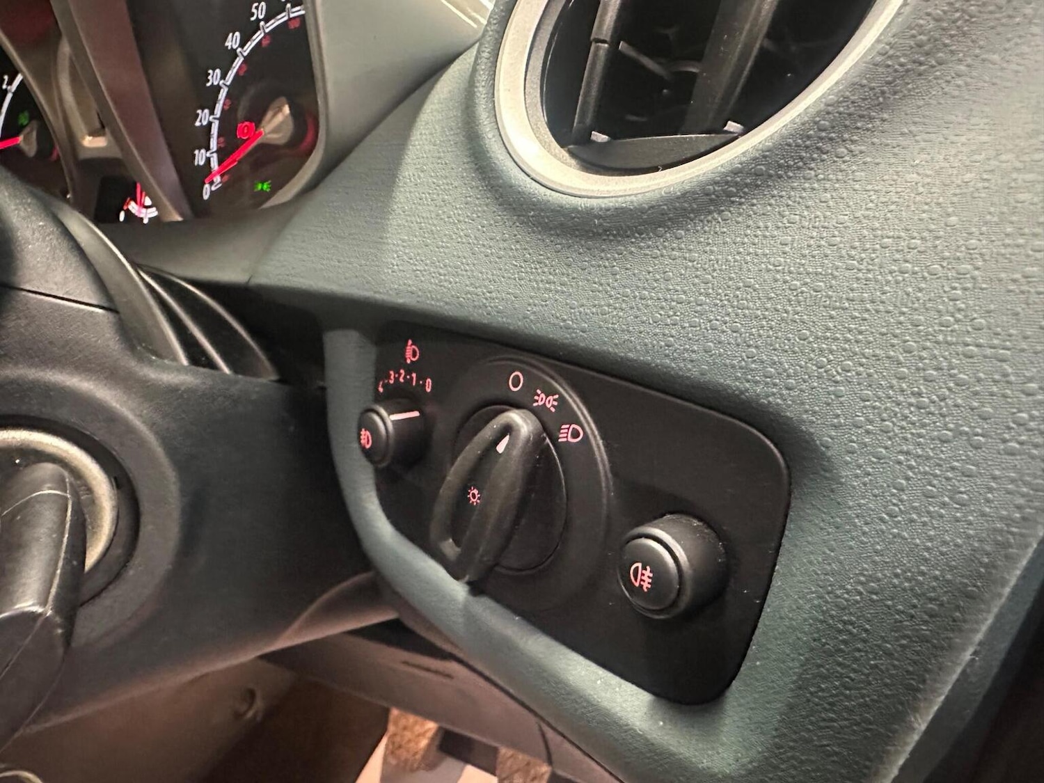 Used Ford Fiesta 2011 for sale - 76940088: Photo 42