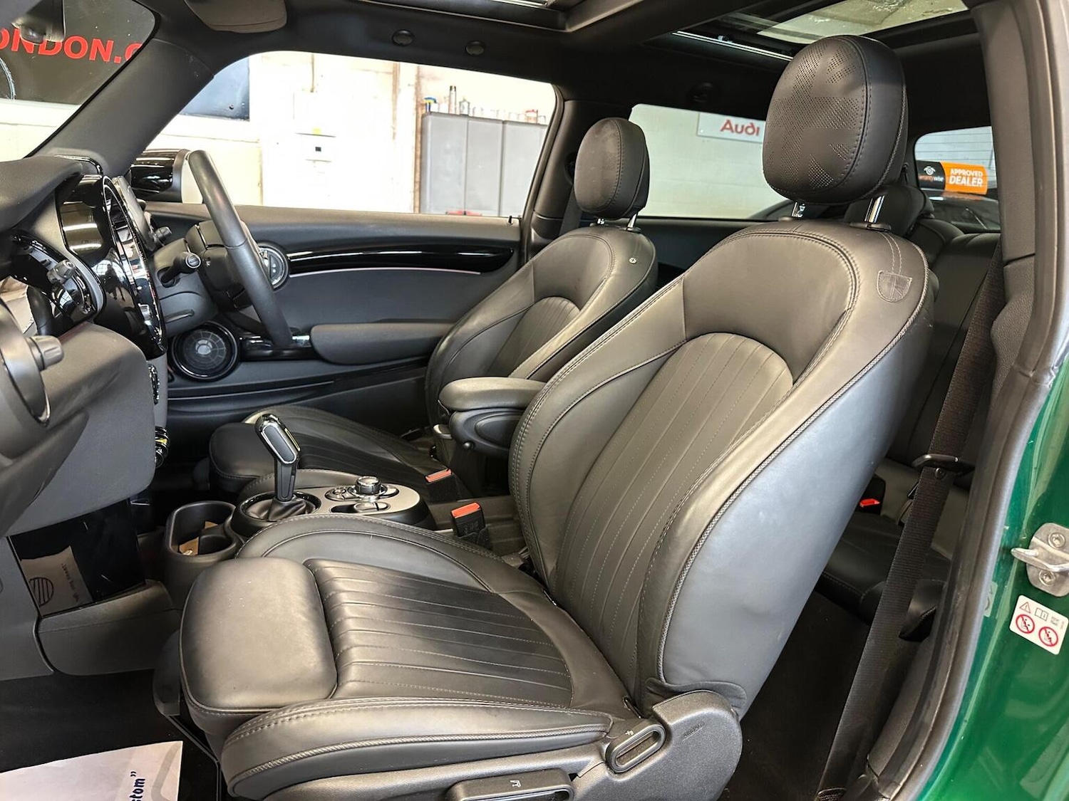 Used MINI Electric Cooper 2022 for sale - 76769569: Photo 11