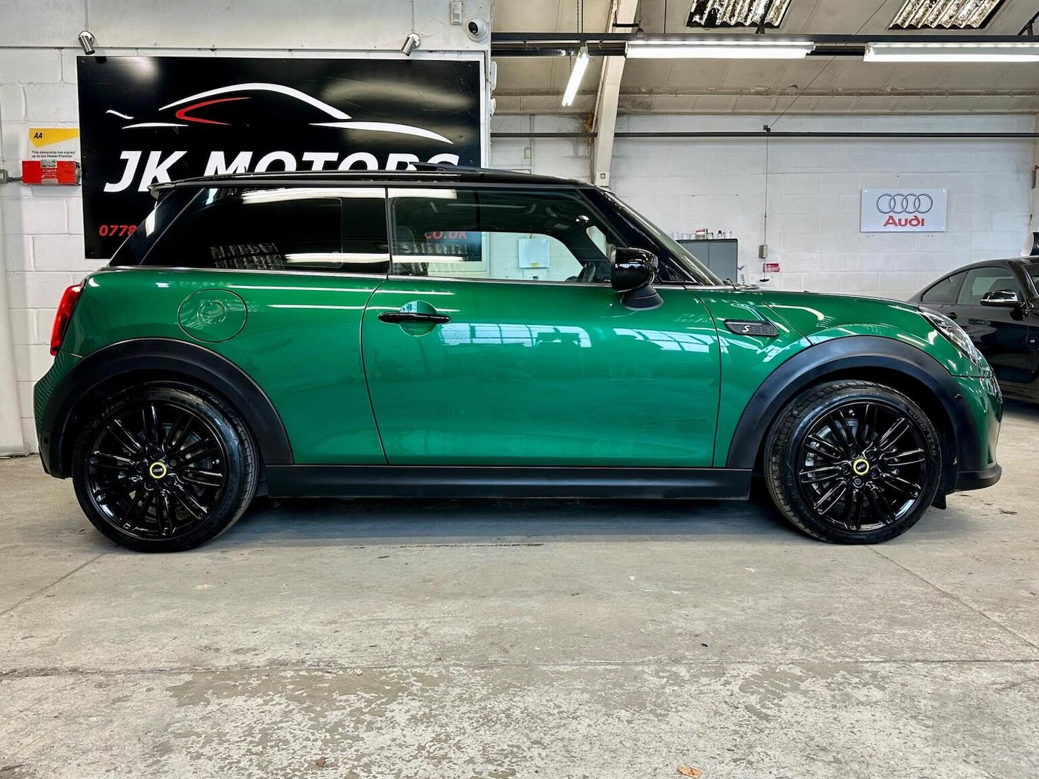 Used MINI Electric Cooper 2022 for sale - 76769569: Photo 6