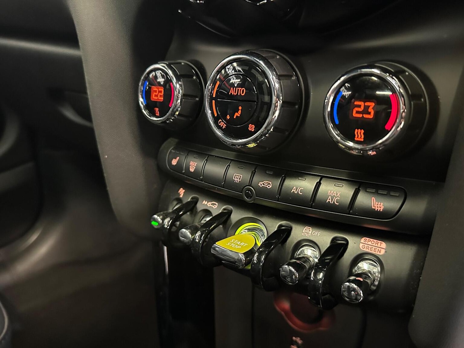 Used MINI Electric Cooper 2022 for sale - 76769569: Photo 75