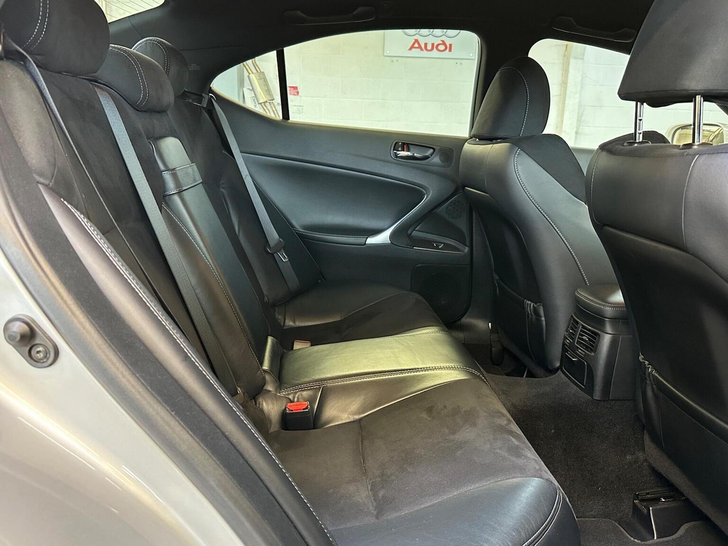 Used Lexus IS 2010 for sale - 78064170: Photo 58